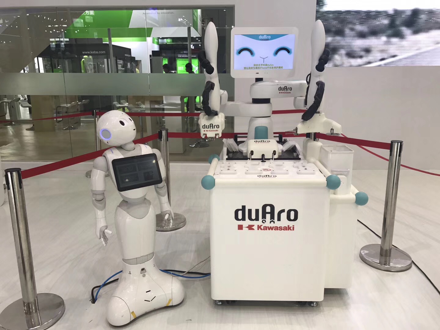 Duaro robot deals